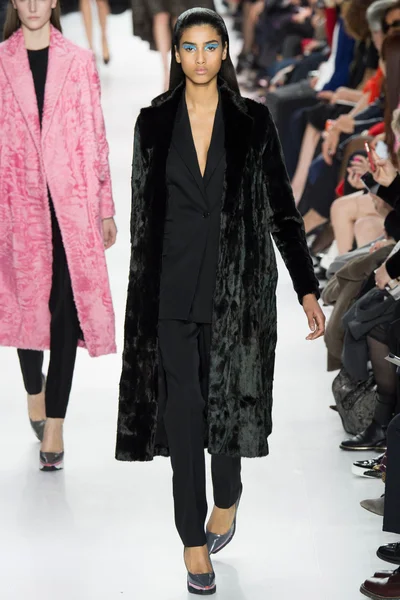 Look 36